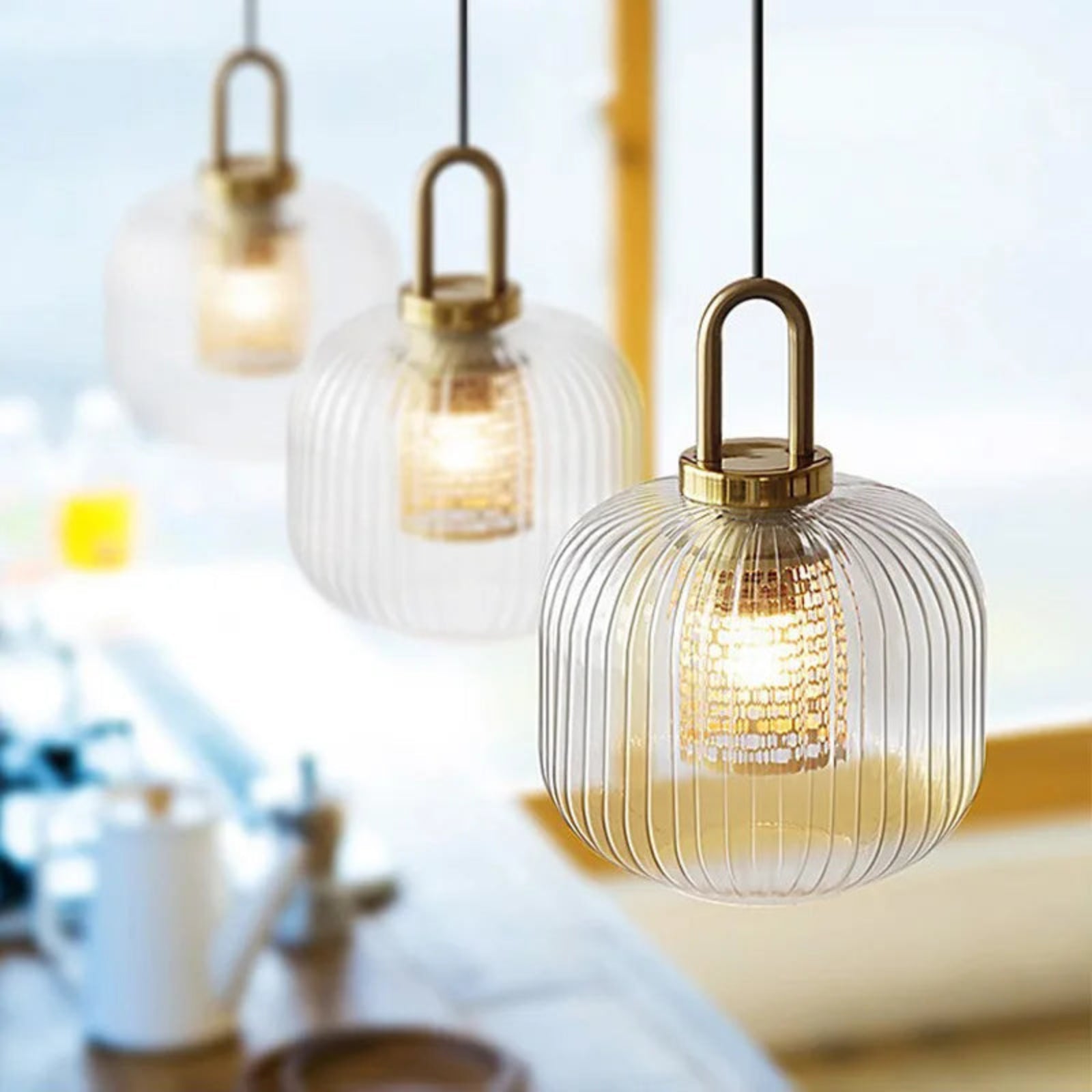 Suspension luminaire verre strié doré cuisine — Stella — photo 3