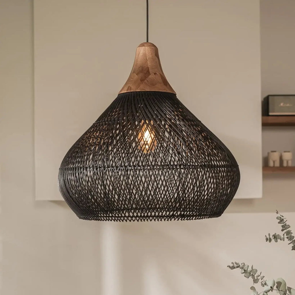 Suspension luminaire rotin noir cône chambre wabi-sabi — Wabi