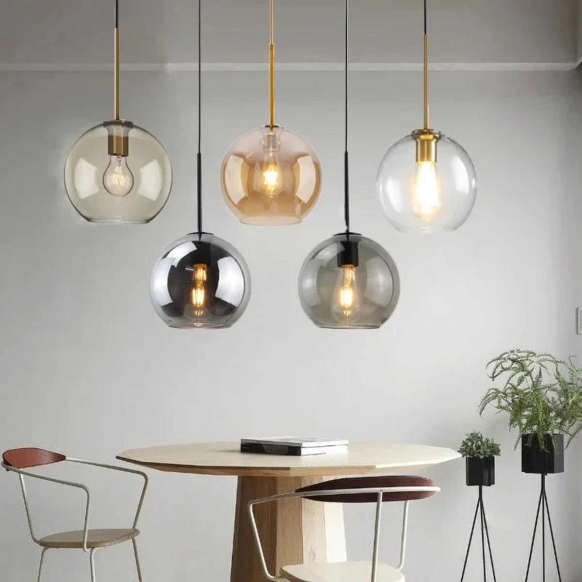 Suspension luminaire verre 3 têtes salle à manger nordique — Triade