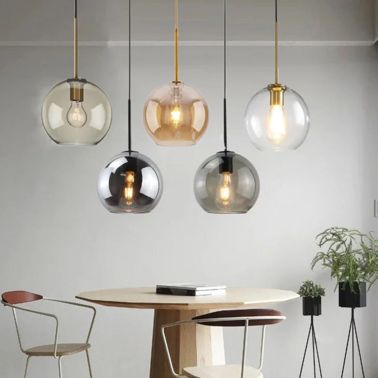 Suspension luminaire verre 3 têtes salle à manger nordique — Triade